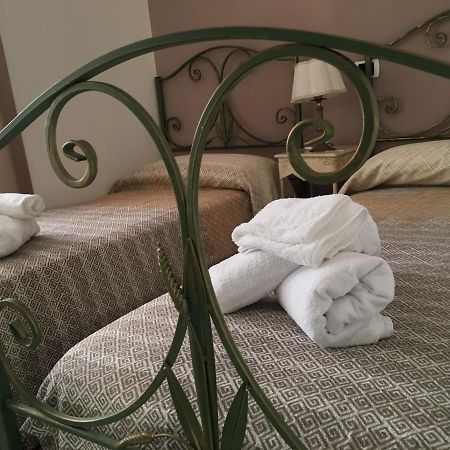La Corte del Re Borbone Bed and Breakfast Caserta Exterior foto