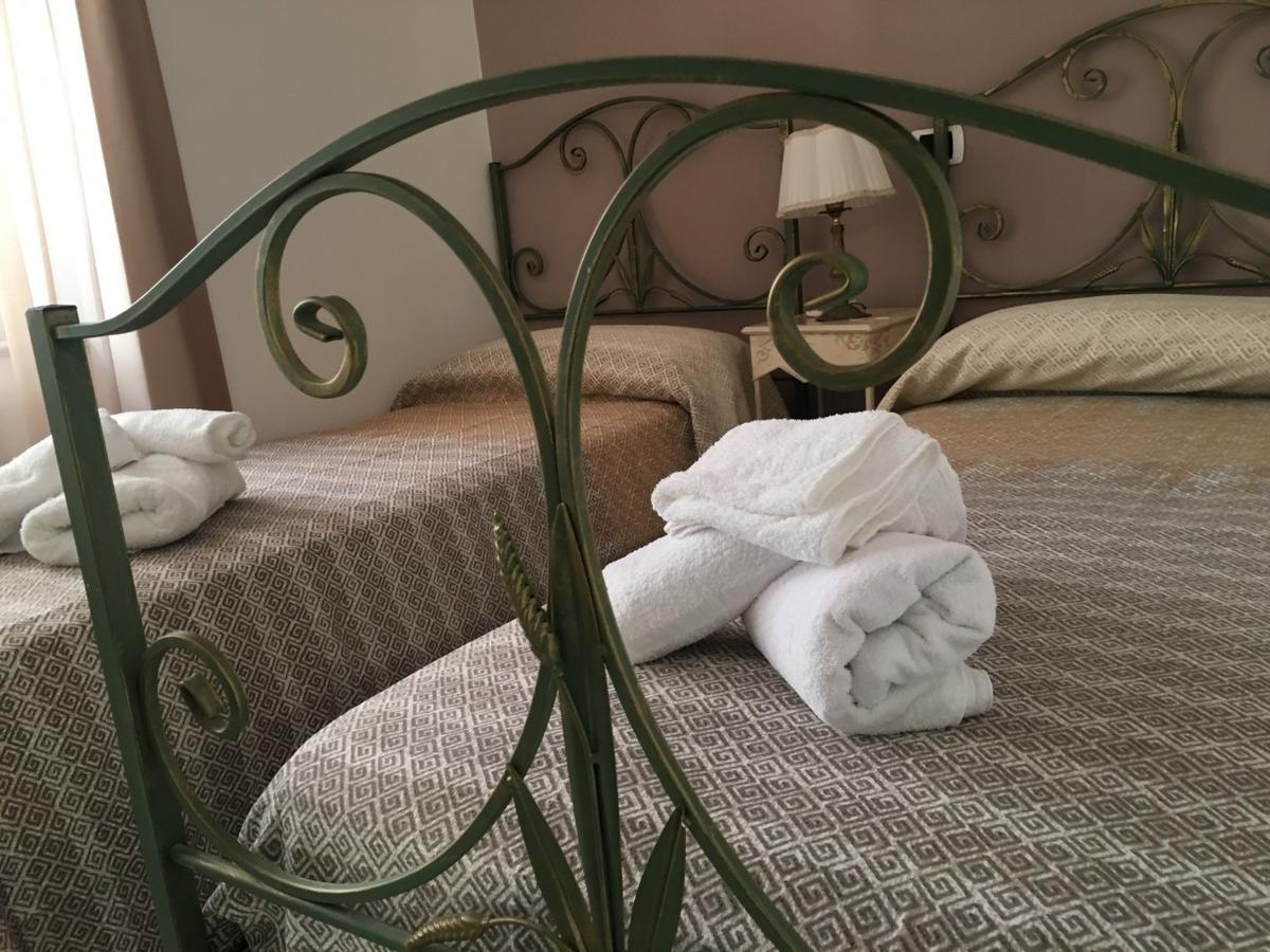 La Corte del Re Borbone Bed and Breakfast Caserta Exterior foto
